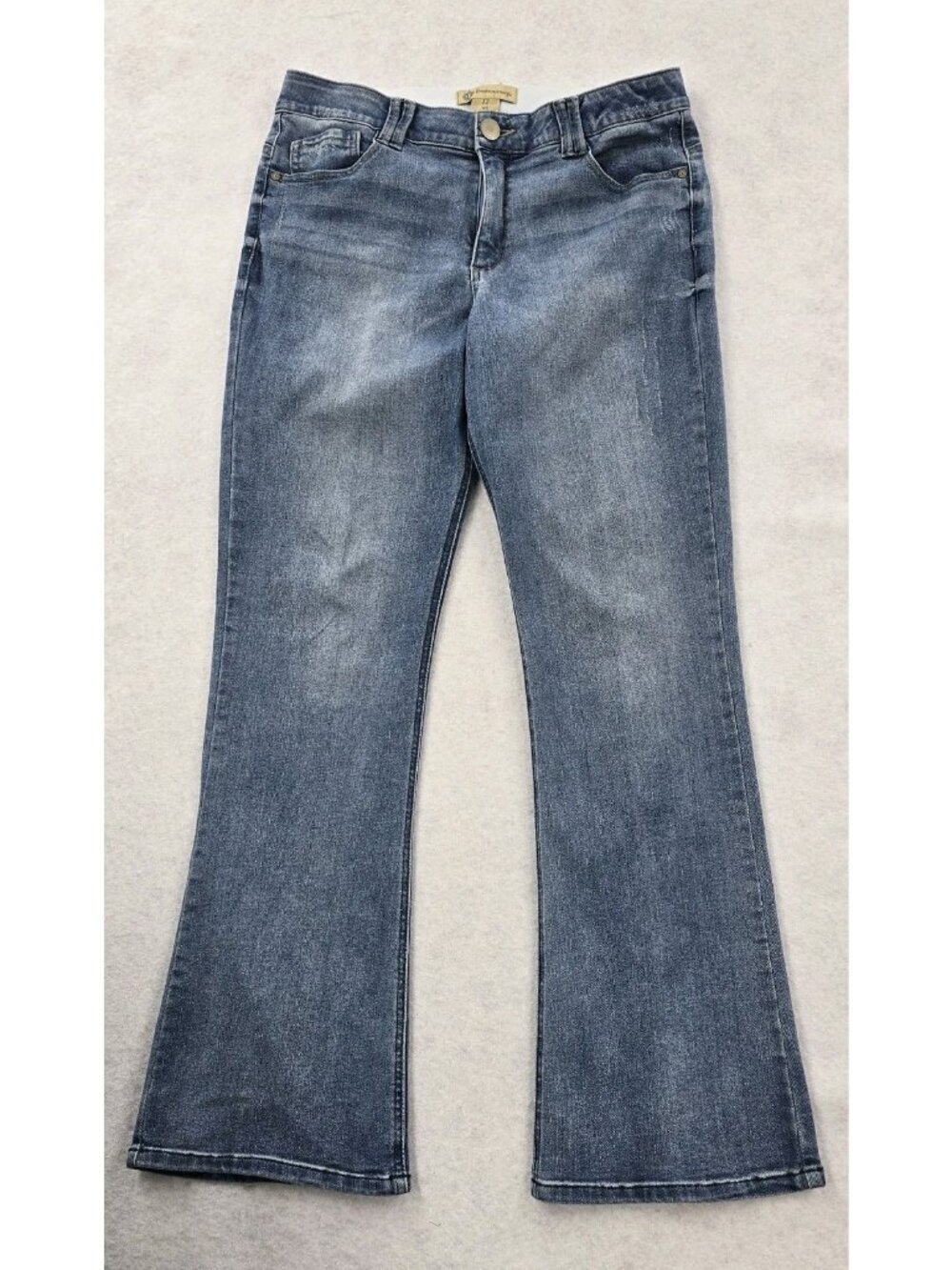 Democracy “Ab” Technology Light Wash Flare Stretch Denim Jeans Size 12 EUC